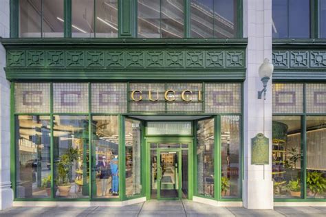 near gucci store|gucci store locations near me.